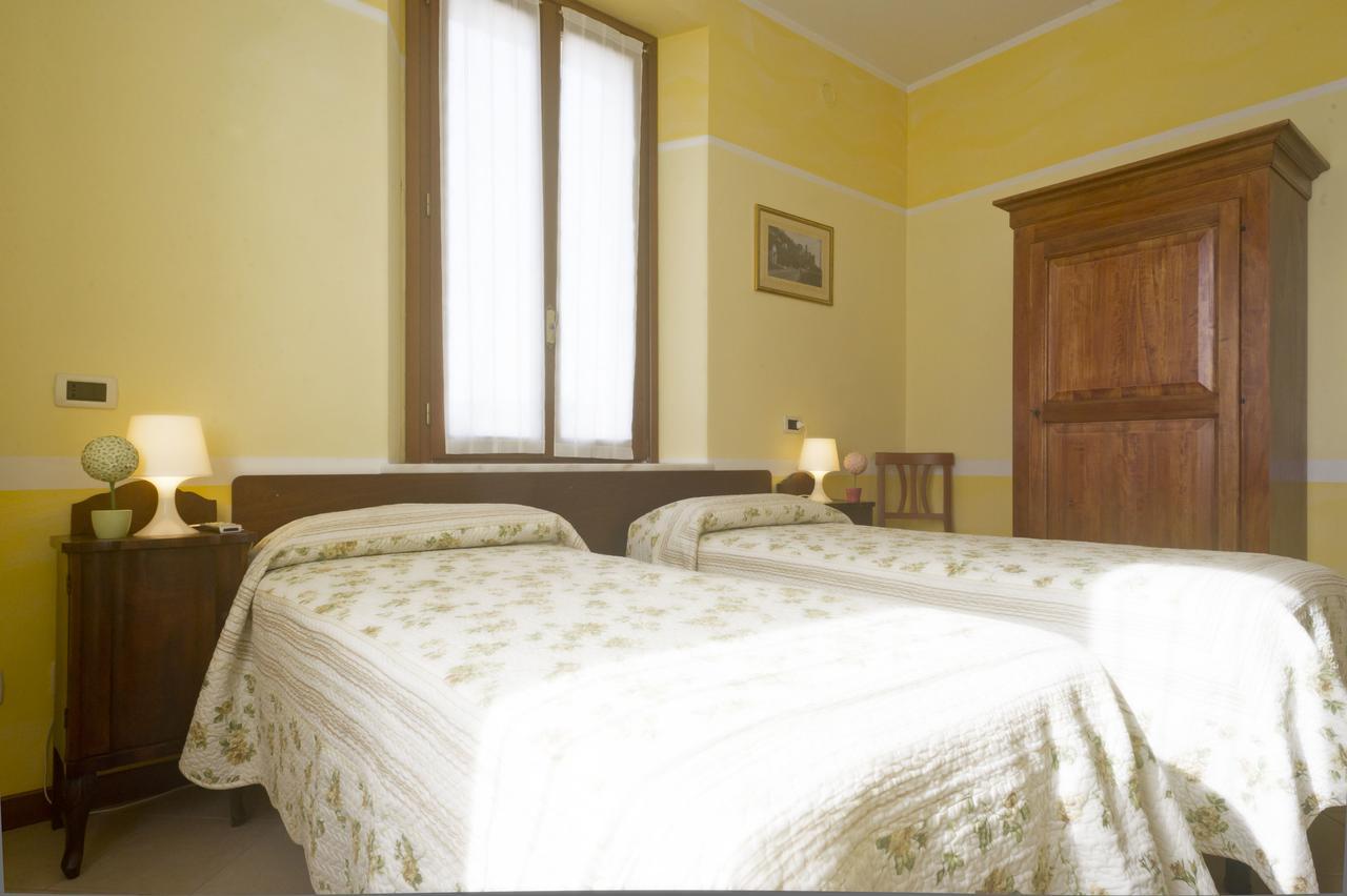 Villa Dircea CastellʼArquato 外观 照片